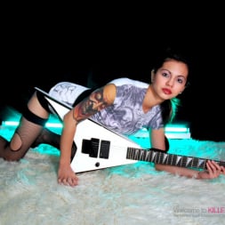 Holly Dee in 'Killergram' Hot Inked Rock Chick (Thumbnail 3)