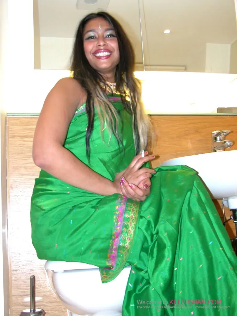 Killergram 'Shy for The First Time' starring Jasmine Sharma (Photo 2)