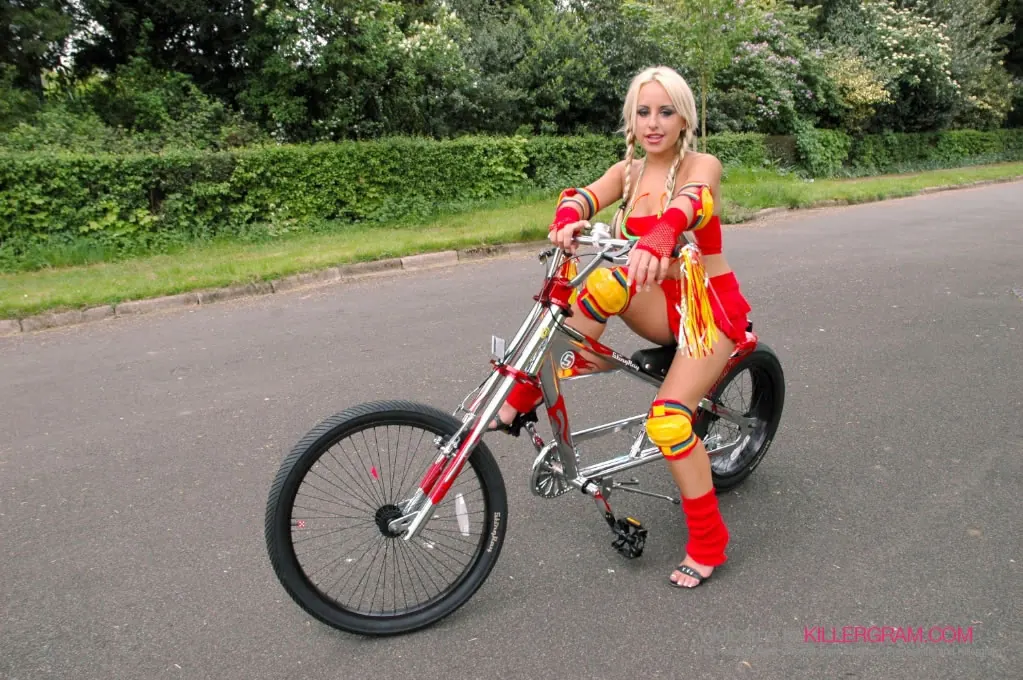 Killergram 'Little Red Riding Slut' starring Natalie Heck (Photo 2)