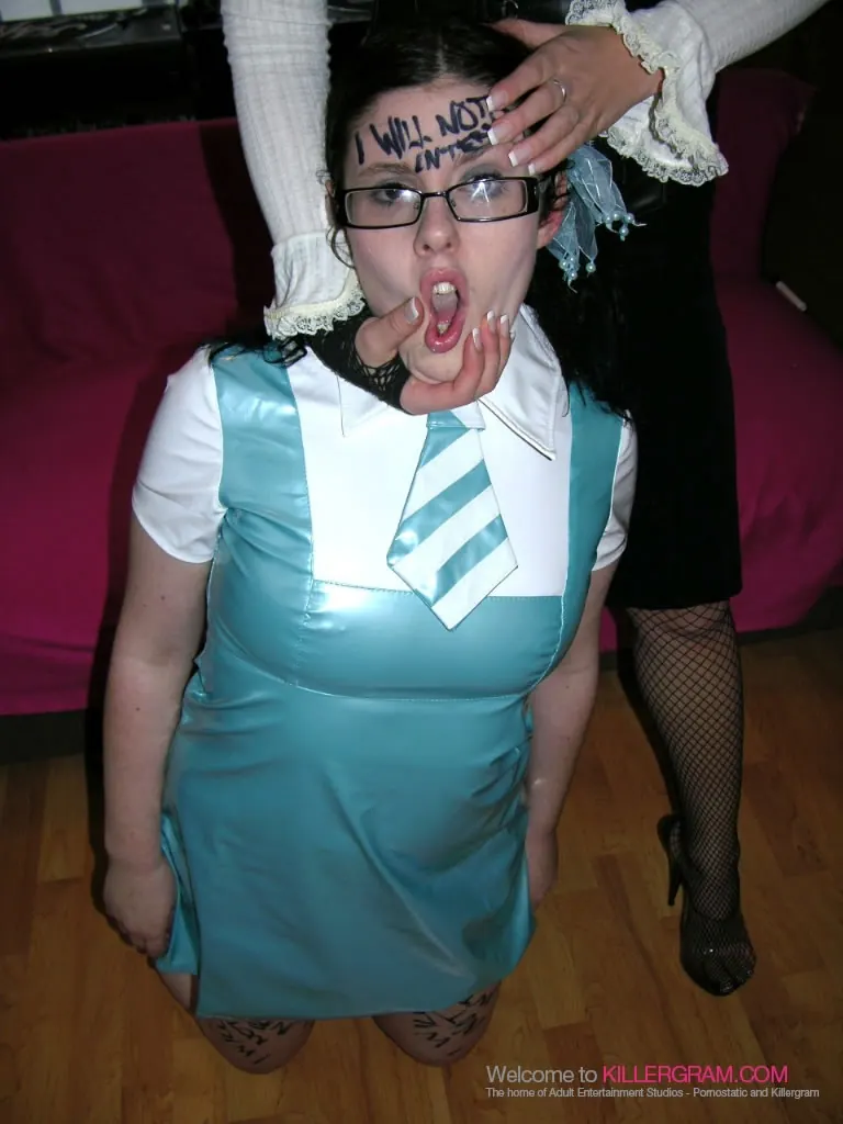 Killergram 'Take My Lesson Bitch' starring Renee Richards (Photo 8)