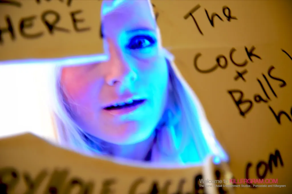 Killergram 'Glory Hole Addiction' starring Samantha Shaw (Photo 3)