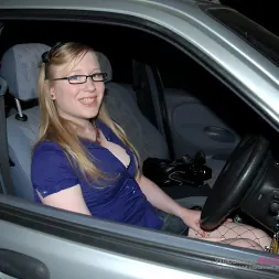 Satine Spark in 'Killergram' Pornstar Dogging Bukkake (Thumbnail 2)
