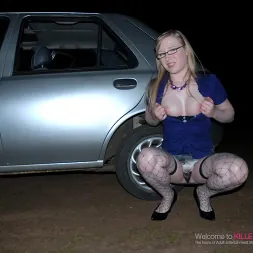 Satine Spark in 'Killergram' Pornstar Dogging Bukkake (Thumbnail 11)