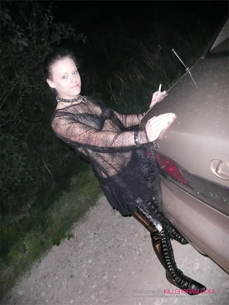 Killergram 'In Need of Dogging' starring Trinity Thomas (Photo 6)