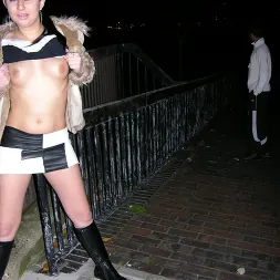 Venessa Lyle in 'Killergram' She Loves a Mission (Thumbnail 9)