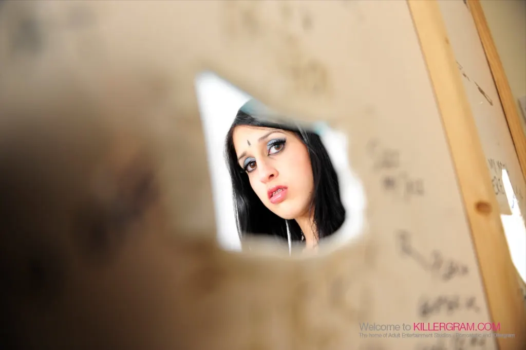 Zarina Masood in 'Indian Teen Glory Hole' from 'Killergram' (Photo 2) Killergram 'Indian Teen Glory Hole' starring Zarina Masood (Photo 2)